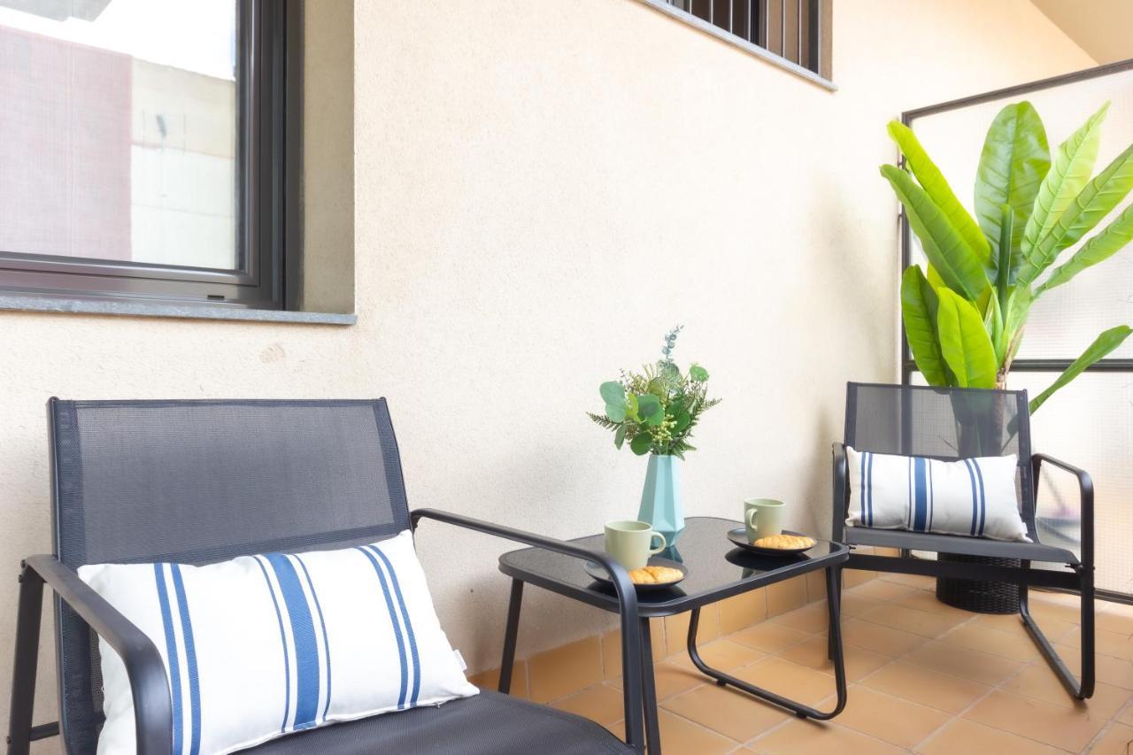 Appartamento Elegante Duplex En Terrassa, Barcelona Esterno foto